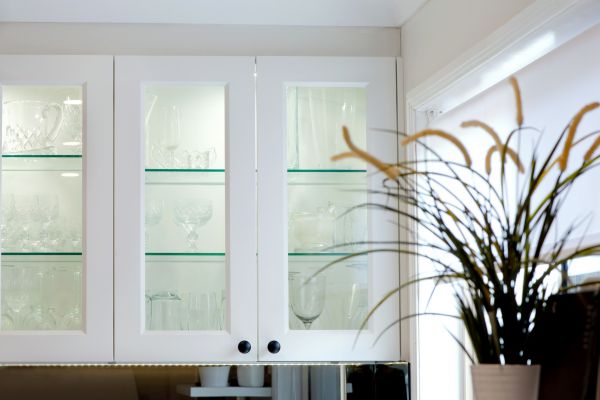 Glass Cabinet Repair in Tomball