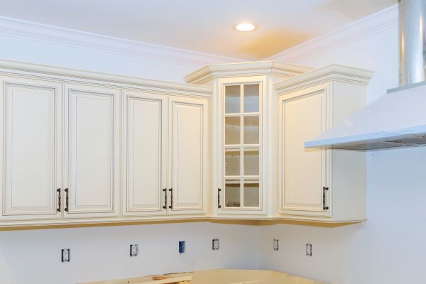 Kitchen Cabinets Repair in Tomball