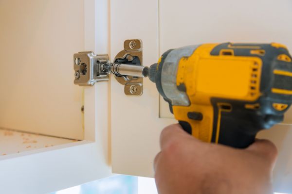 Cupboard Door Hinge Repair in Tomball