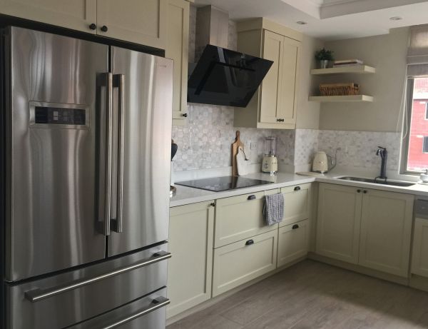 Cabinet Pulls Installation in Tomball